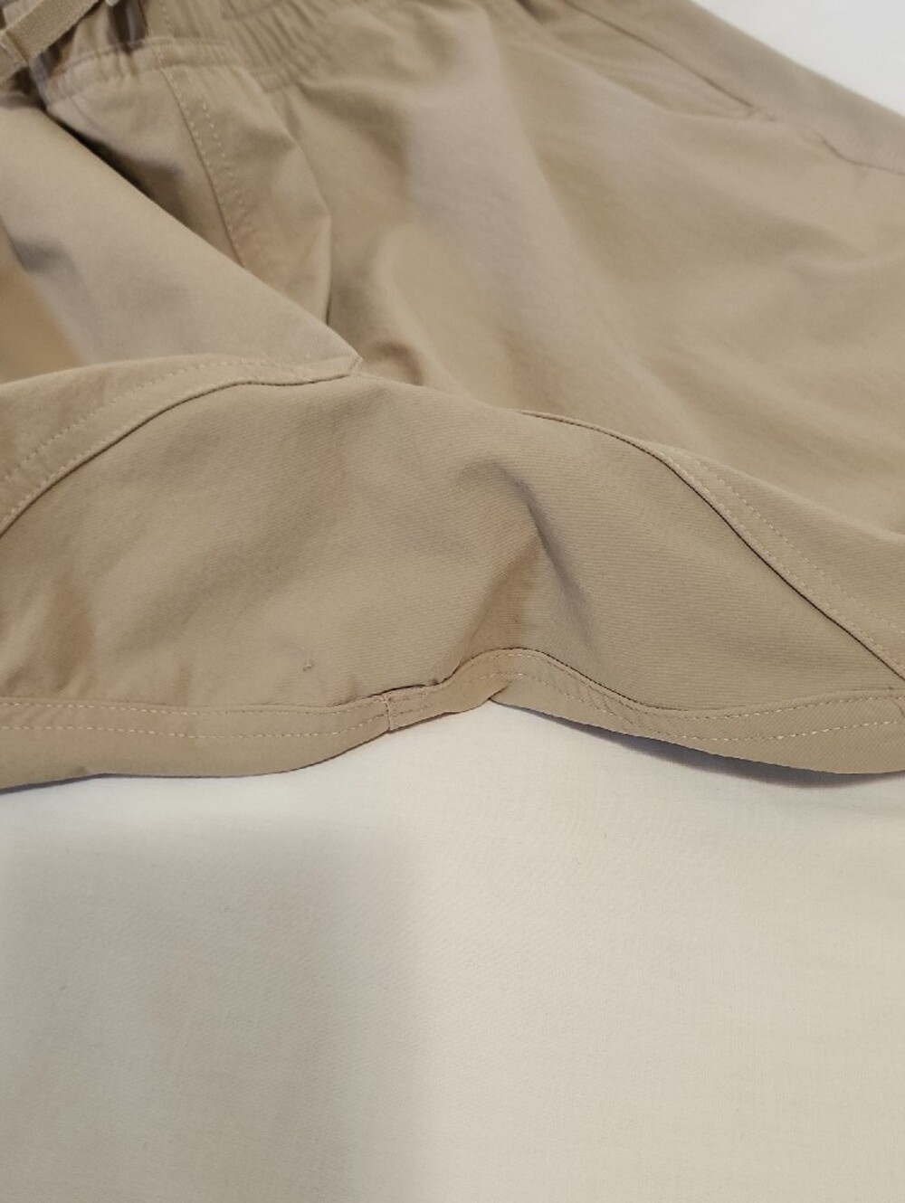 Mountain Hardwear Women's Taupe Pants - Picture 6 of 7